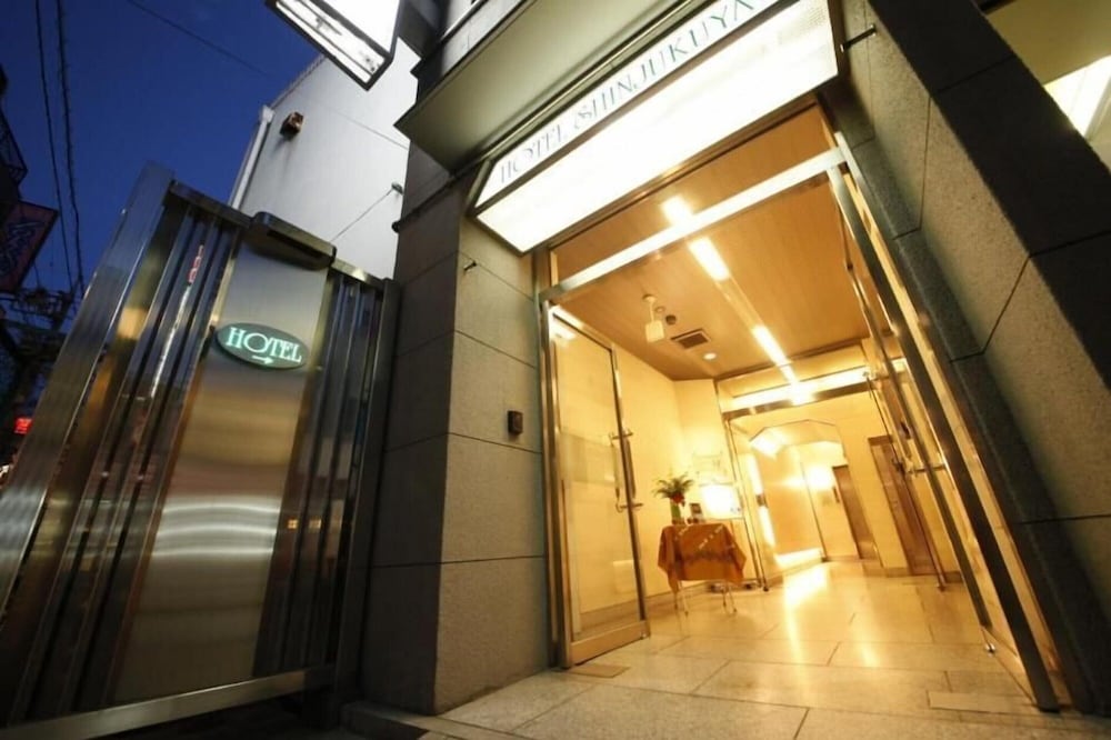 Hotel Shinjukuya 25/47