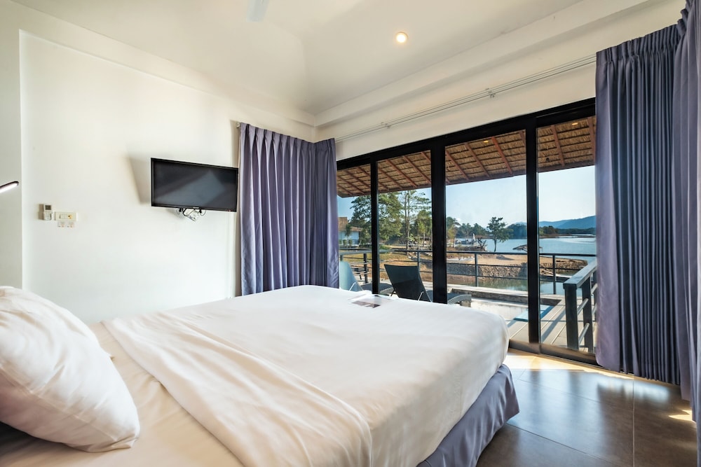 SANCTUARY NAM NGUM BEACH RESORT 15/53