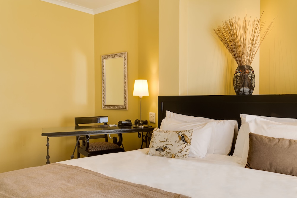 Protea Hotel Bloemfontein 5/37