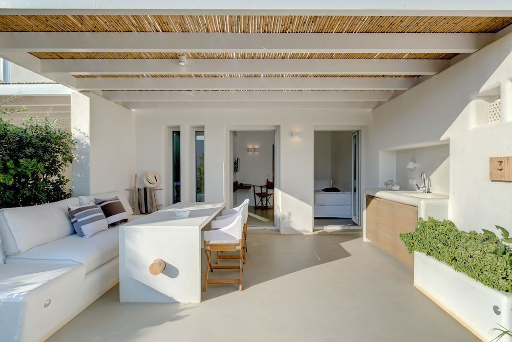 Seven Santa Maria Paros Boutique Hotel 21/36