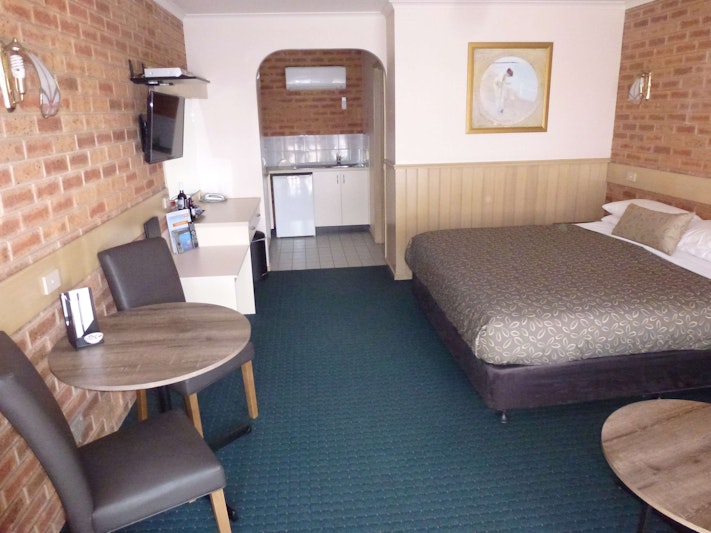 Colonial Motor Inn Bairnsdale 29/37