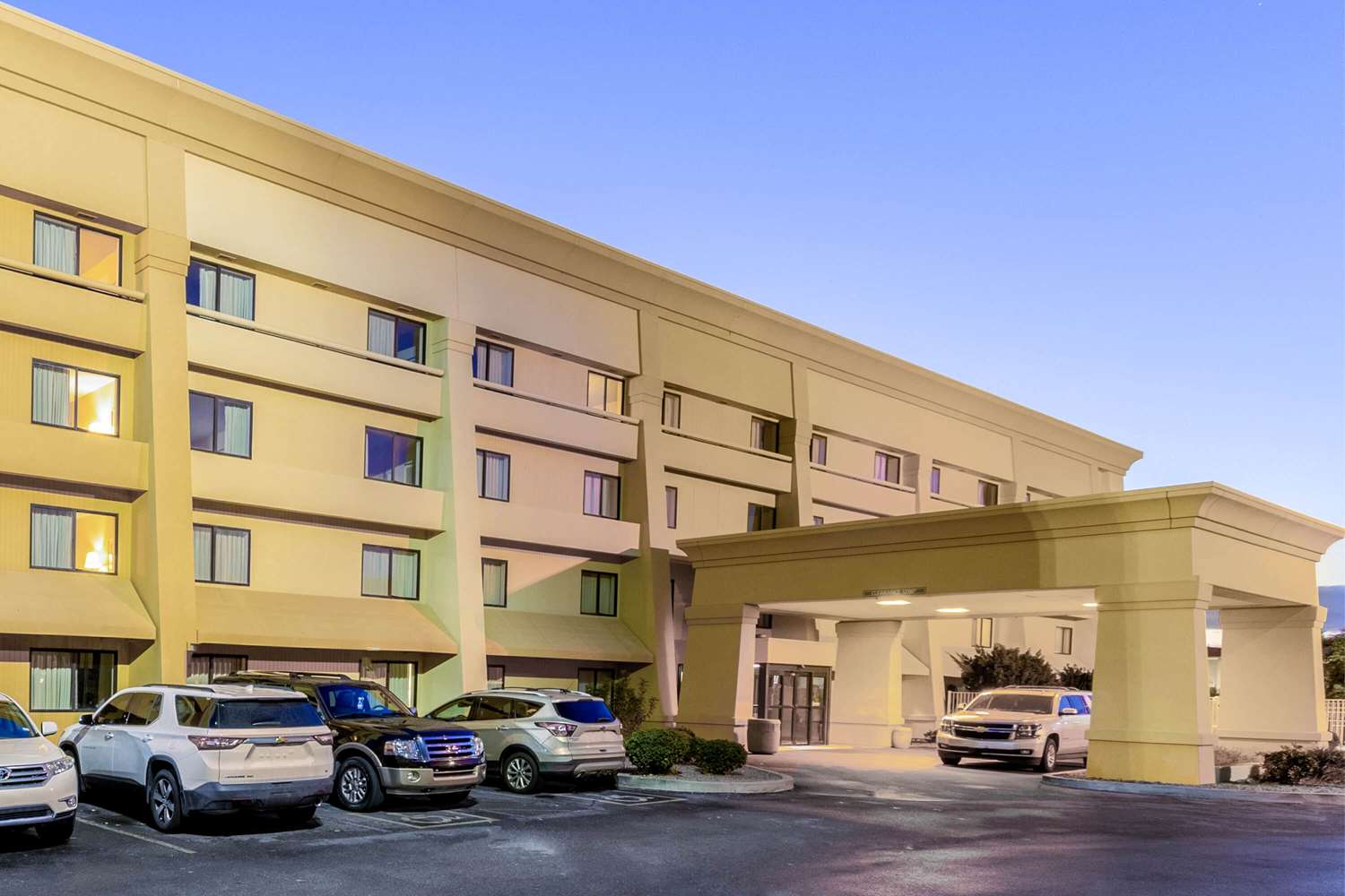 La Quinta Inn & Suites by Wyndham Las Cruces Organ Mountain 45/49
