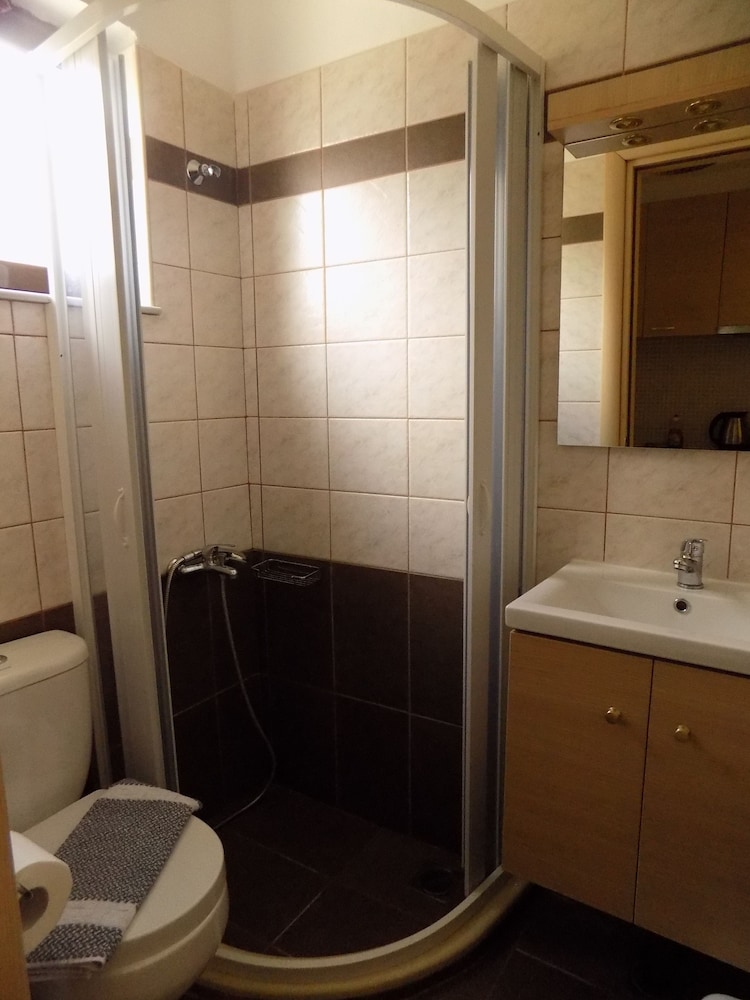 Manolis Apartments 29/72