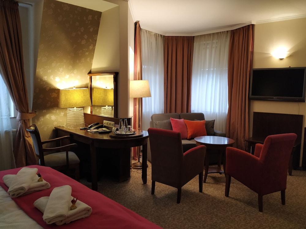Hotel Stare Miasto Old Town 46/67