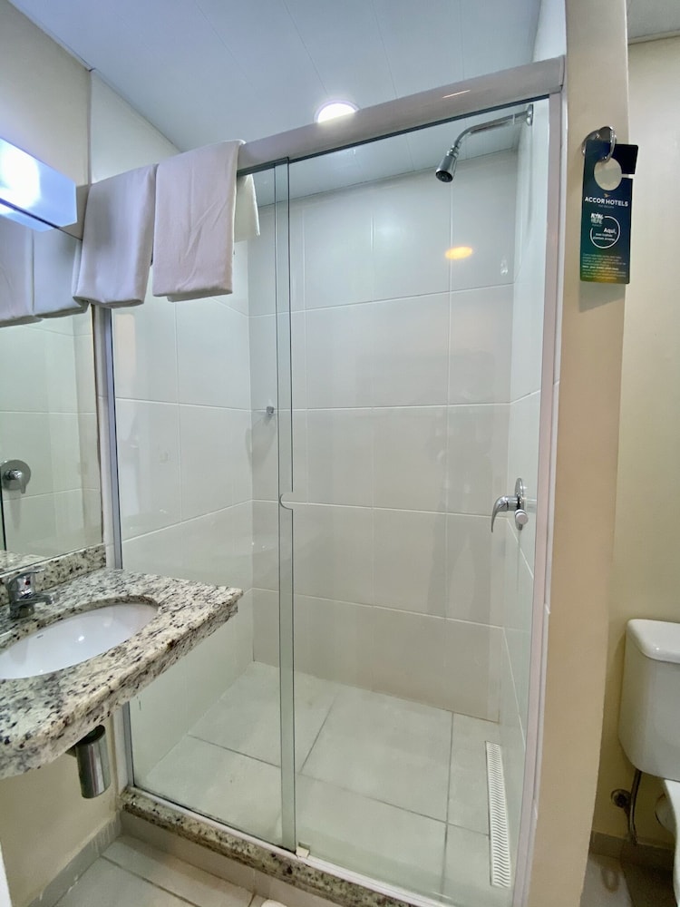 ibis budget Patos de Minas 56/56