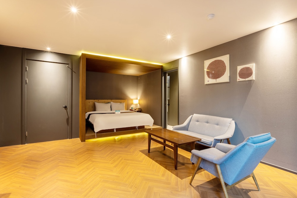 Sorgente Business Hotel 24/50