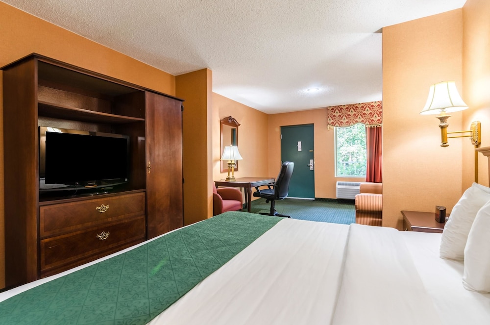 Quality Inn Eureka Springs South 22/67