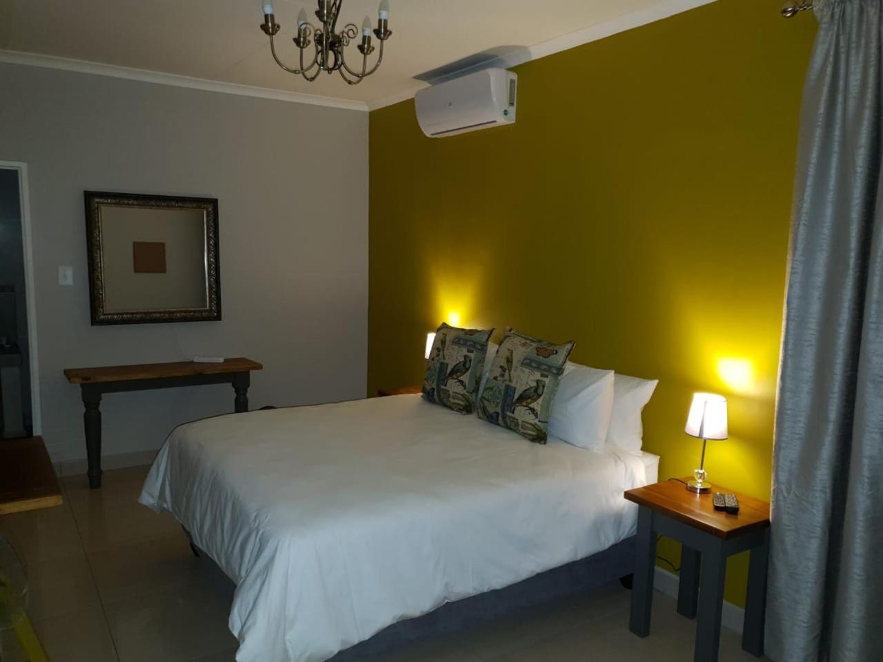 Poetry Guestrooms 4/11