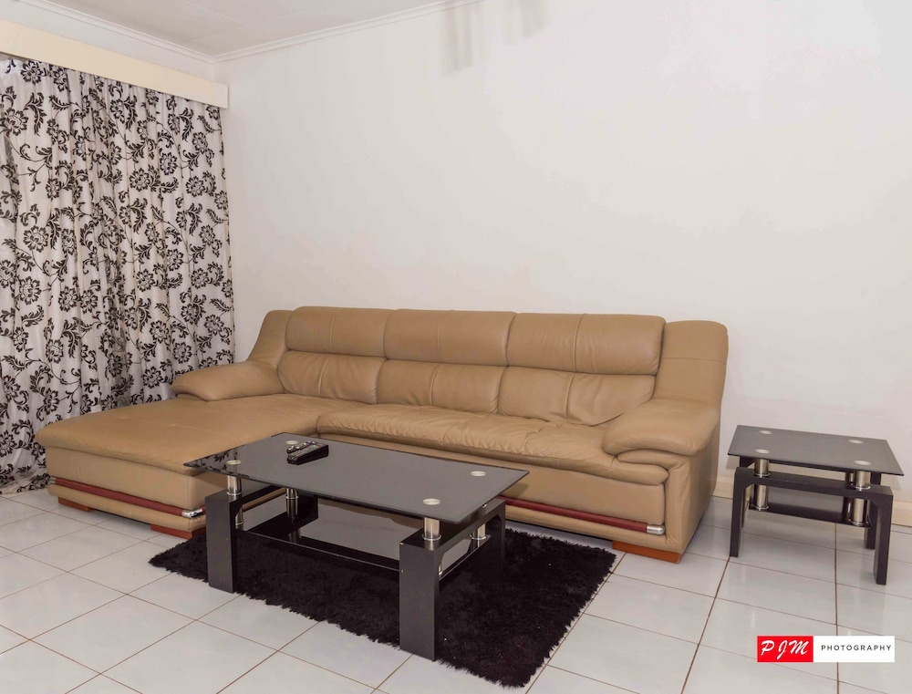 Spendwise Lodge And Apartments 25/50