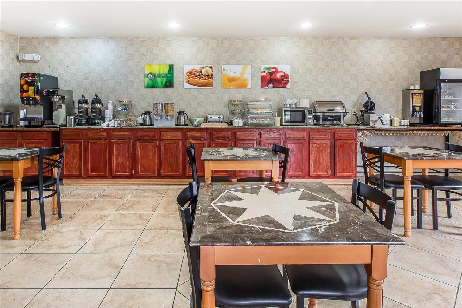 Quality Inn Hanceville US Hwy 31 39/44