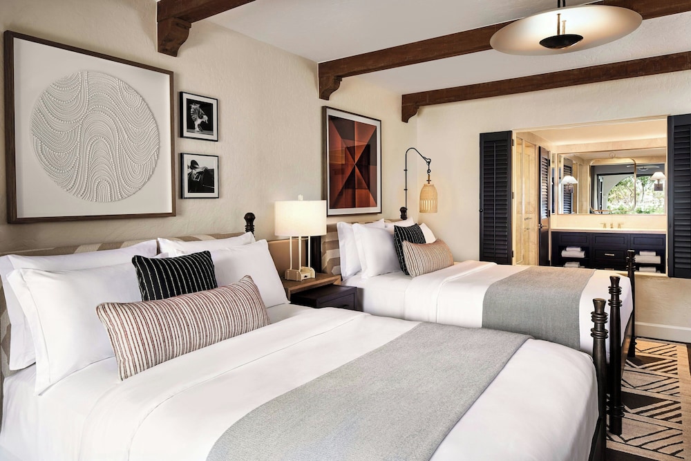 DELUXE, 2 QUEEN BEDS, RESORT VIEW, ACCESSIBLE