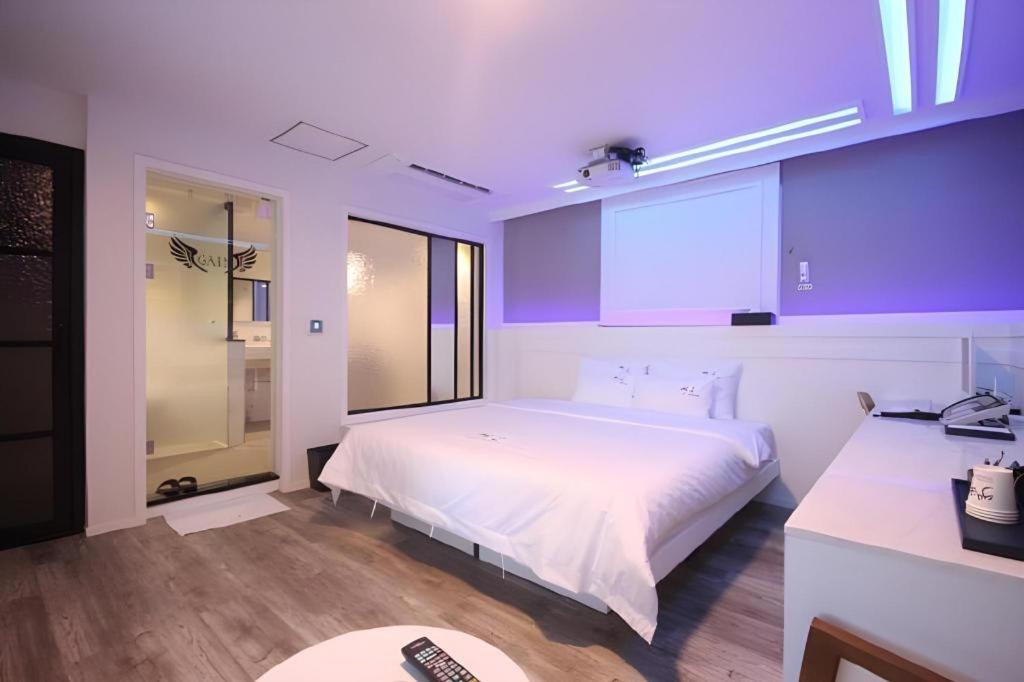 Gain Hotel 14/64