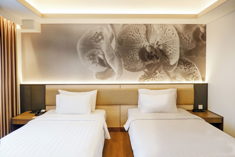 Orchardz Jayakarta Hotel 30/73