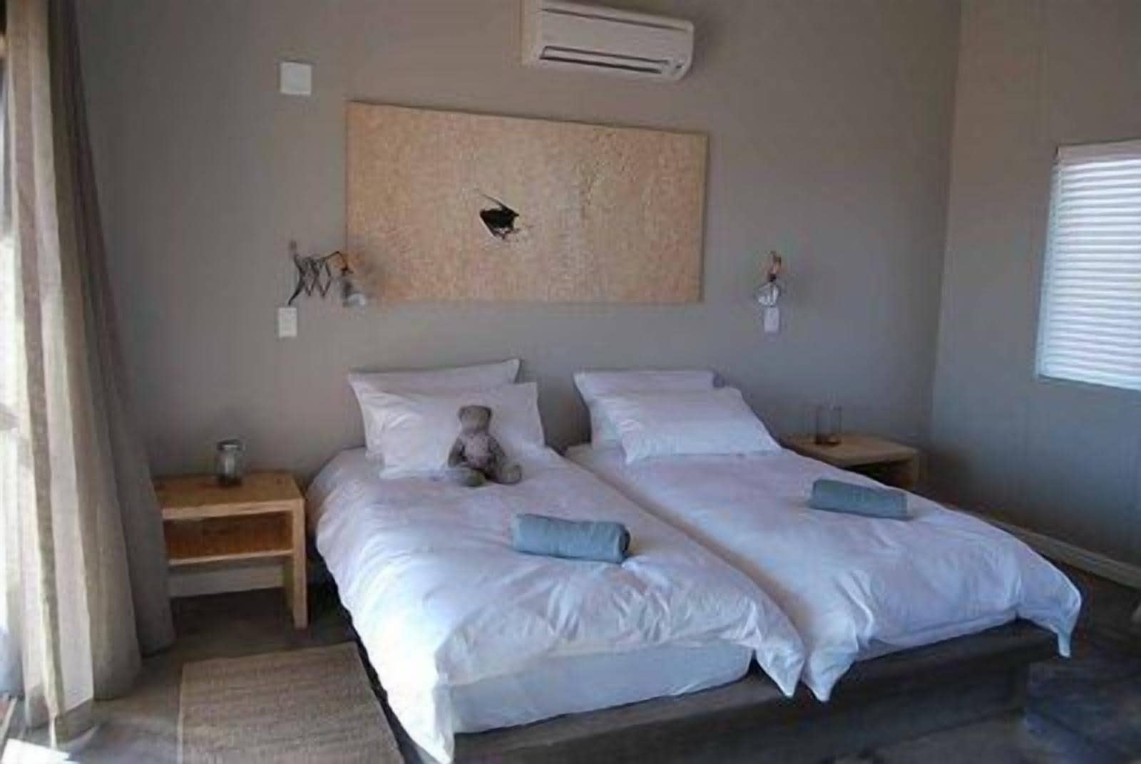 Standard, Twin Beds