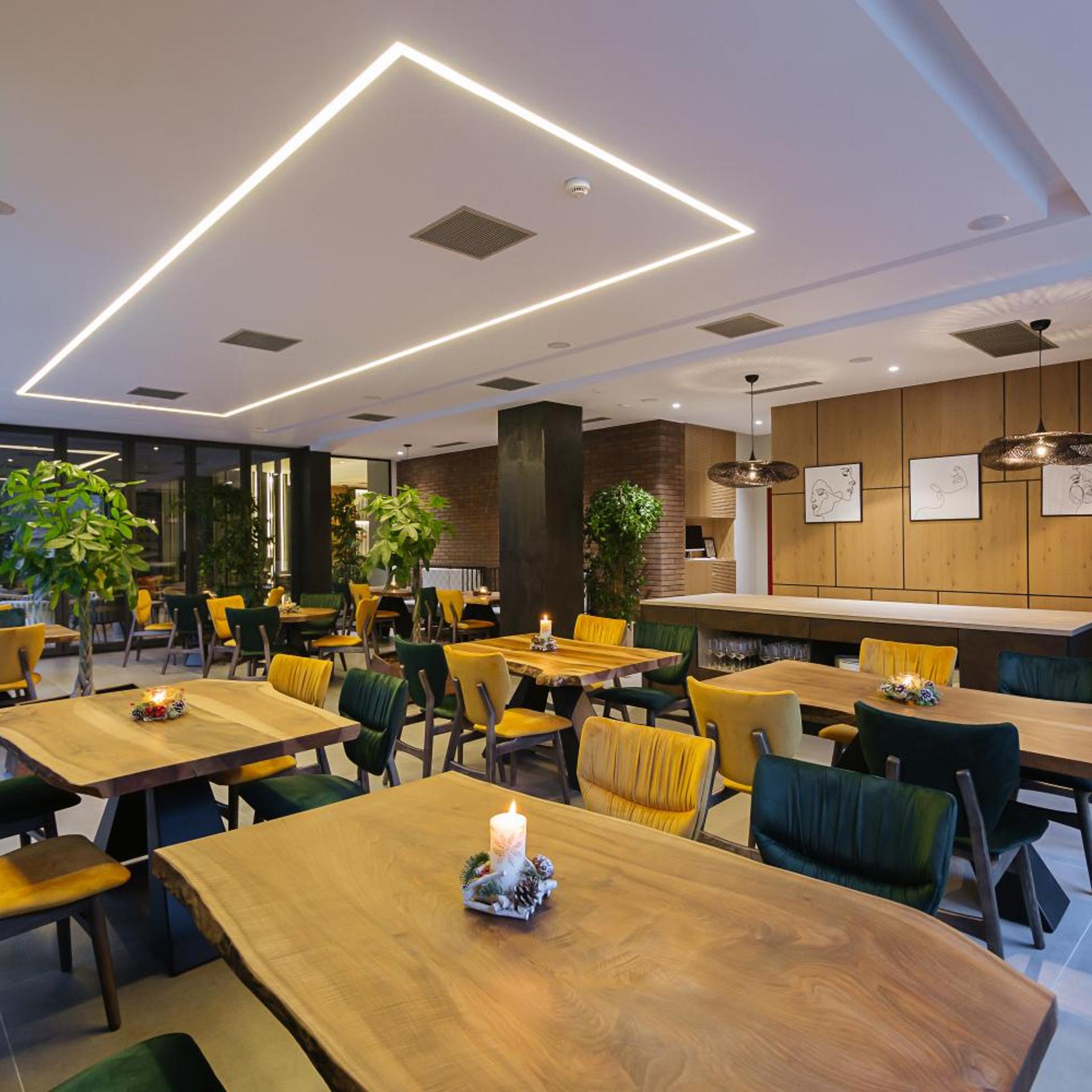 Park Plazza 53/65