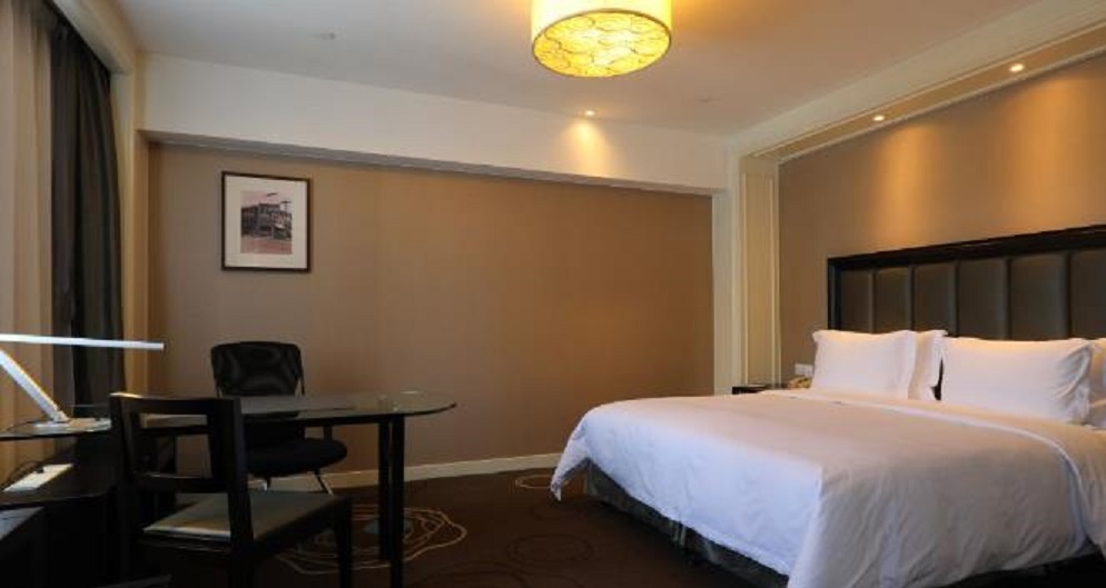 Premier, Deluxe, Double Bed