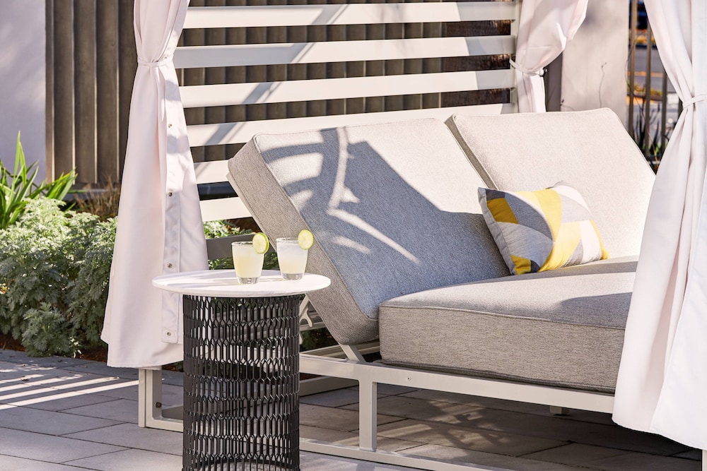 AC Hotel by Marriott Pleasanton 50/62