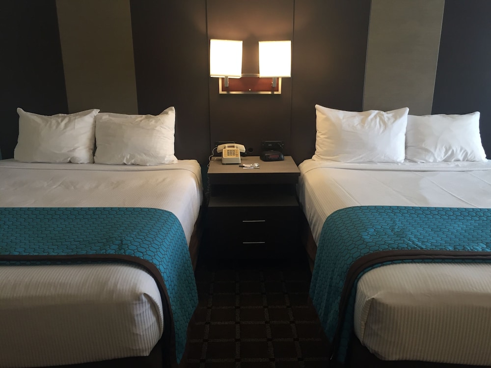 Travelodge by Wyndham Angels Camp CA 22/35