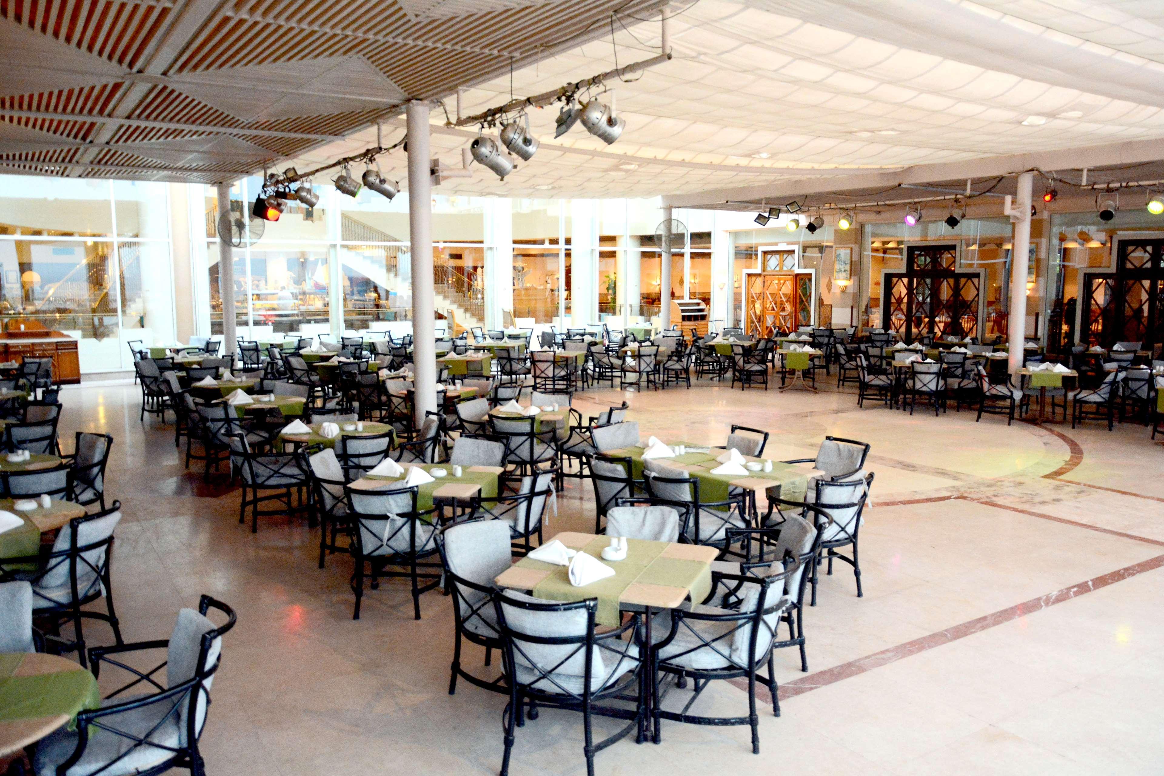 Concorde El Salam Front Hotel 34/50