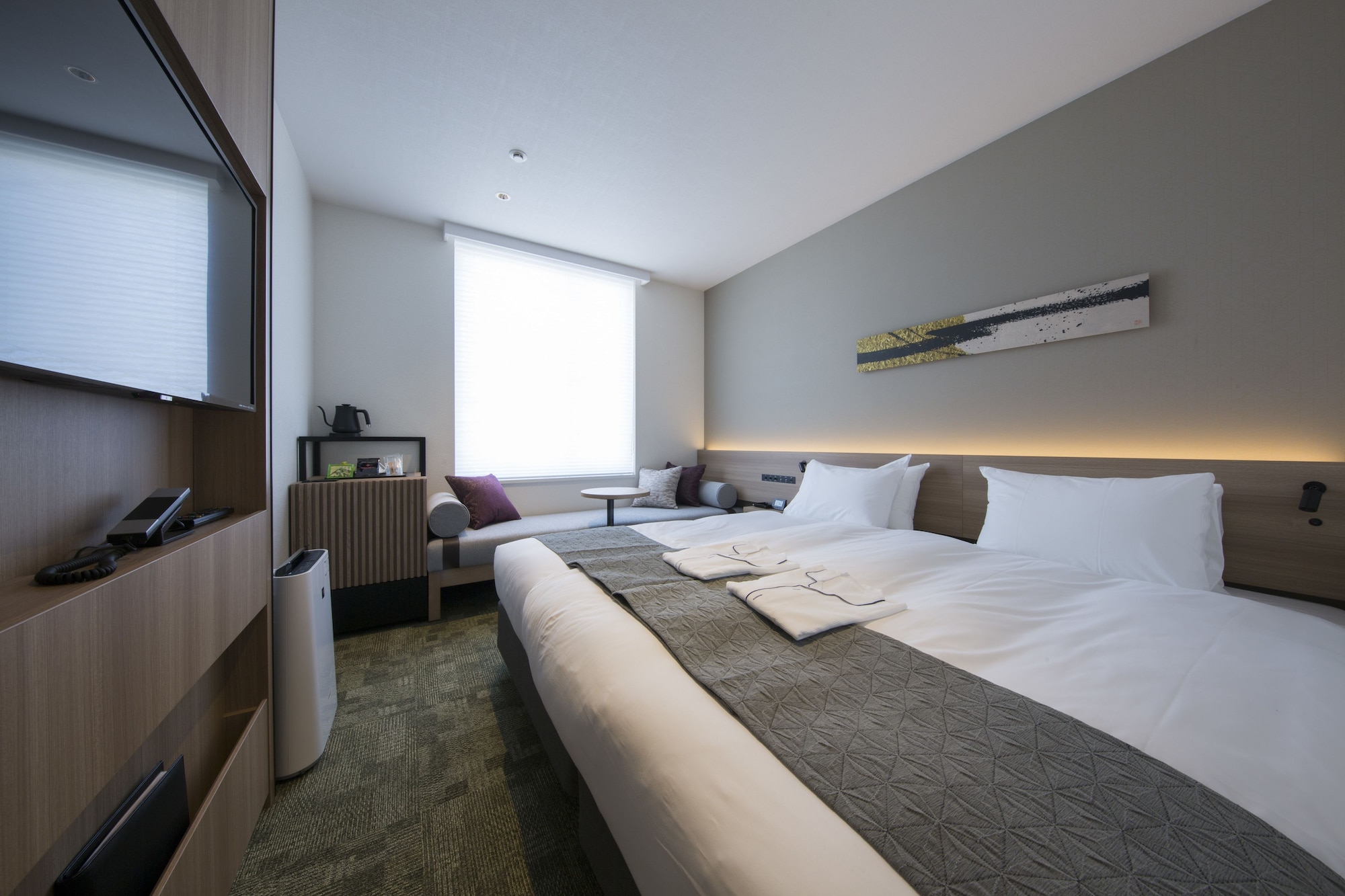 Hollywood, Twin Beds