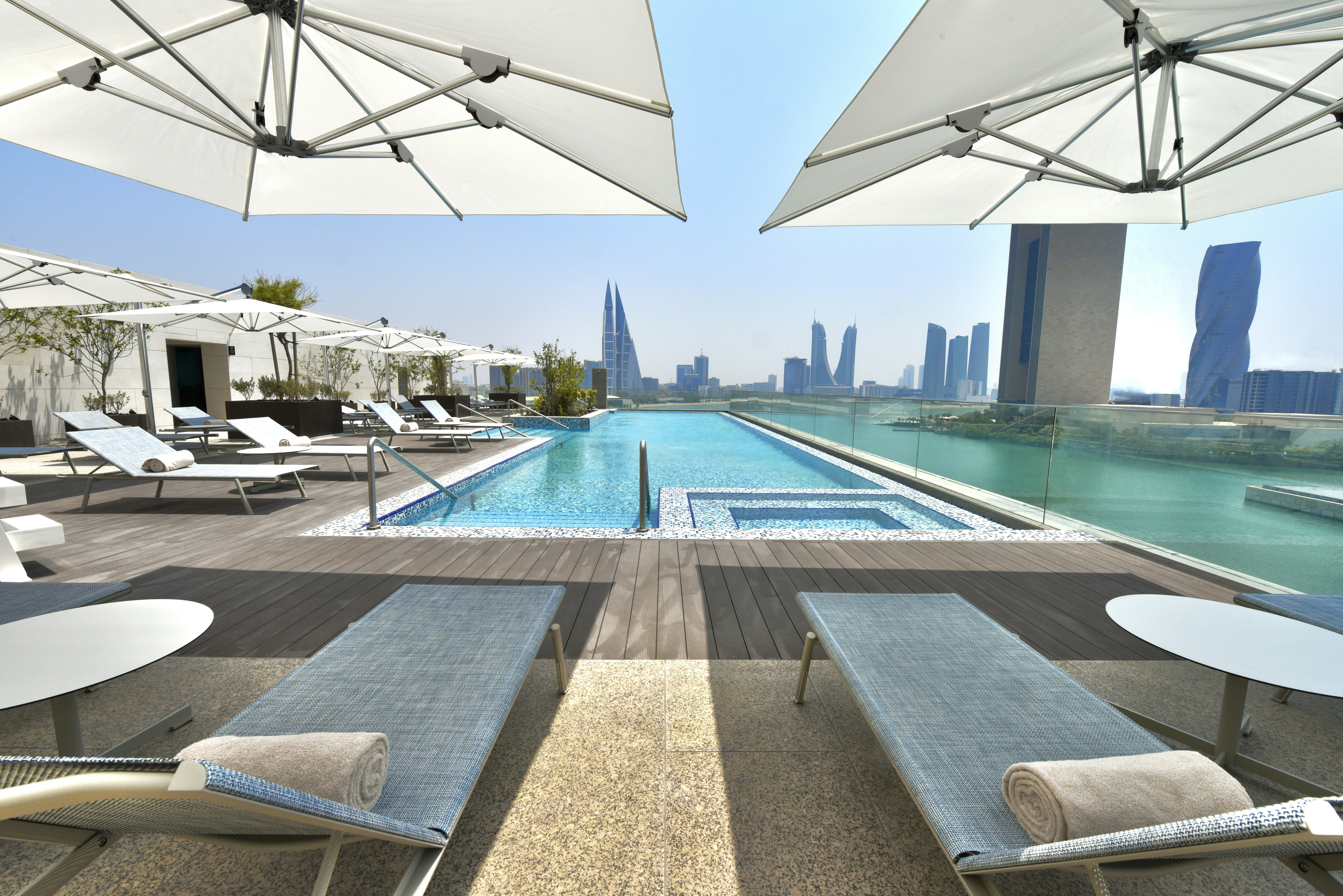 Hilton Garden Inn Bahrain Bay 60/64