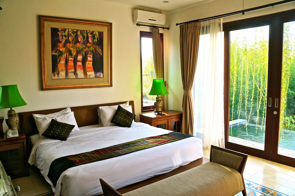 1 BEDROOM, SUITE, PRIVATE POOL