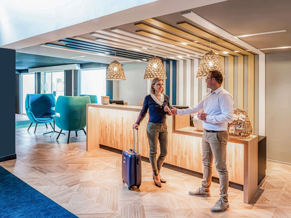 NOVOTEL LENS NOYELLES 8/50