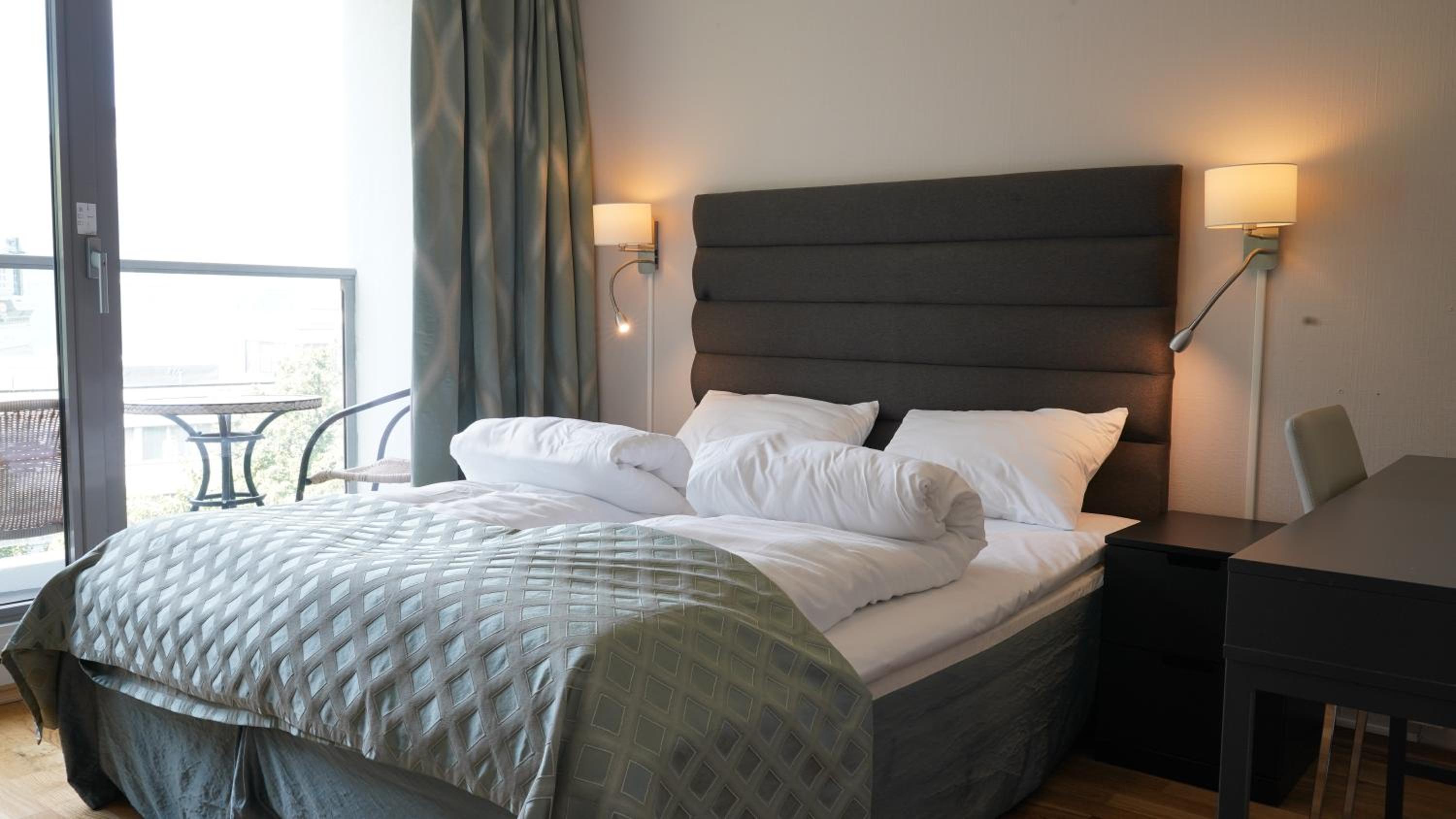 Room, Double or Twin Bed, Fjord View