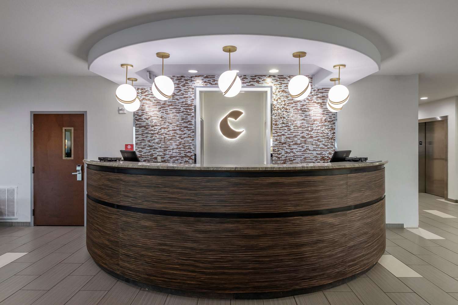 Comfort Suites Natchitoches, LA 11/48
