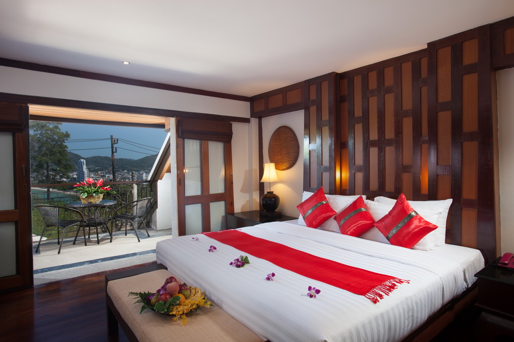 Deluxe, Sea View