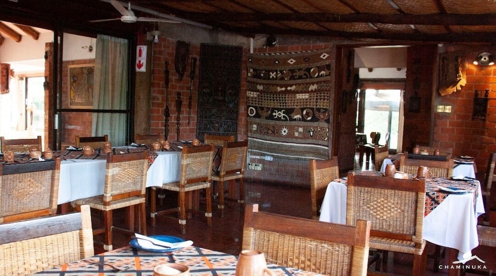 Chaminuka Luxury Lodge 20/28