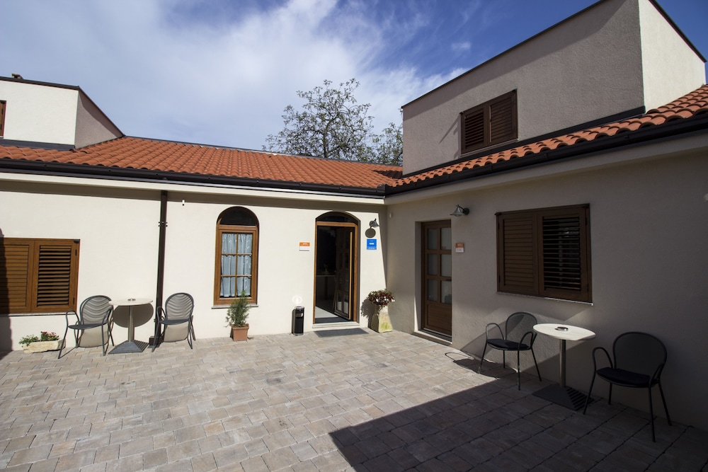 Villa Divani 27/57