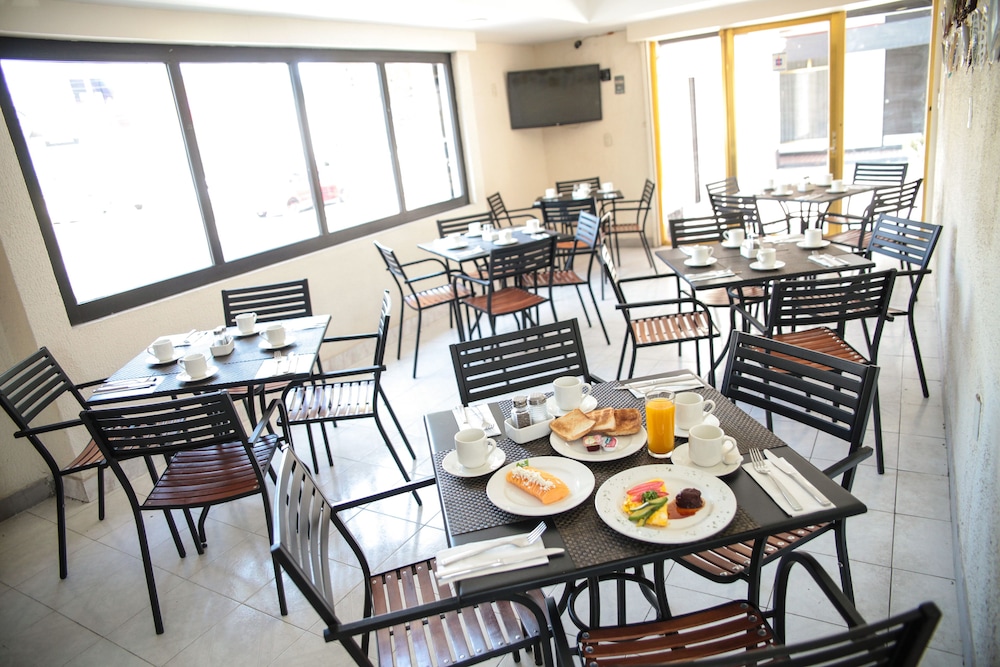 Hotel Lizbeth 24/29