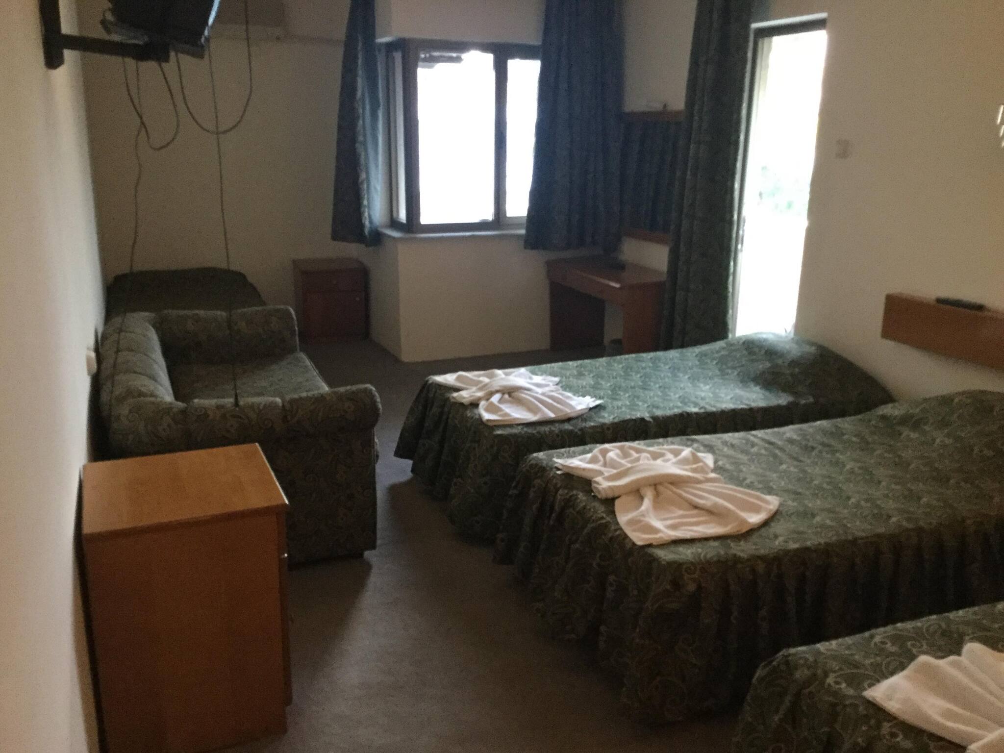 Dias Hotel 15/27