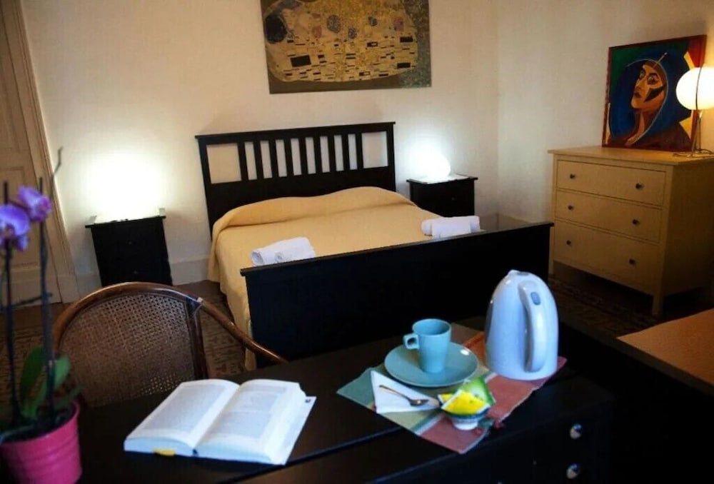 Ivana B&amp;B 65/76