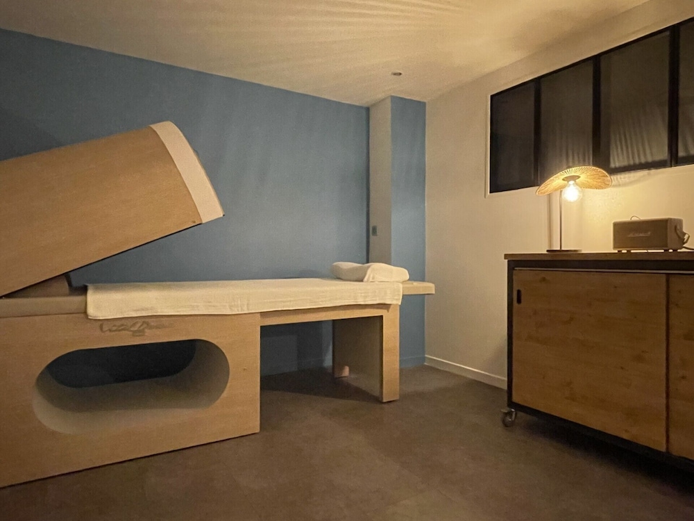 Hotel Point France 12/67