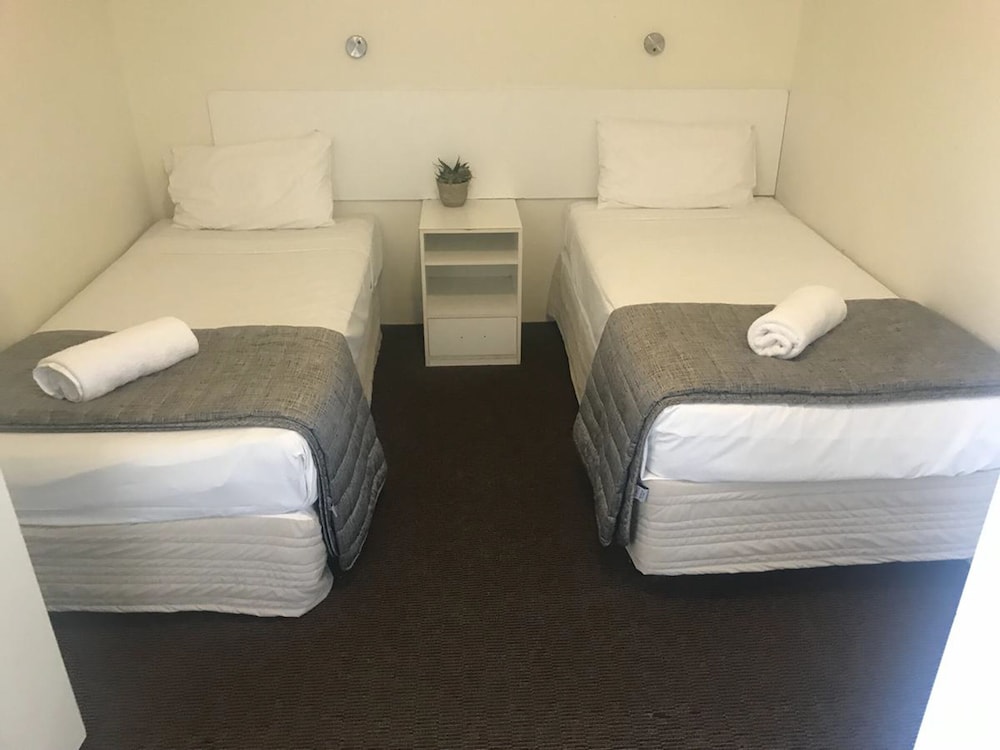 Room, Twin Beds, Accessible