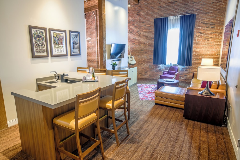 Hard Rock Hotel & Casino Sioux City 52/66