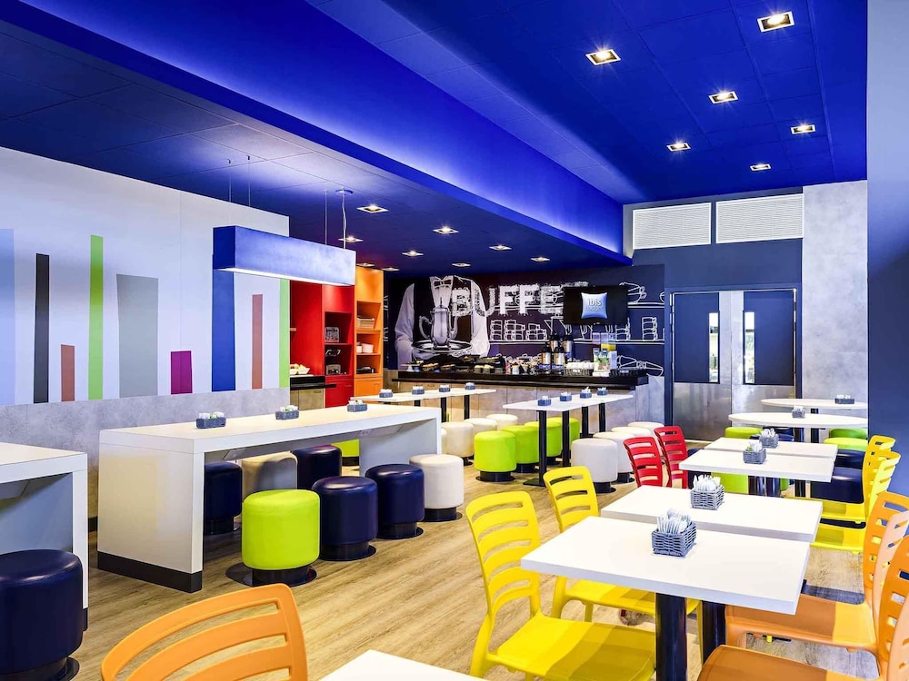 Ibis Budget Curitiba Aeroporto 52/65