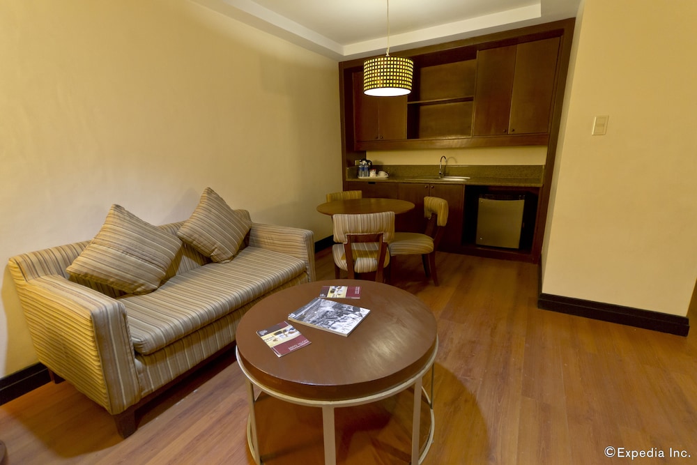 Crown Regency Hotel and Towers Cebu City 30/47