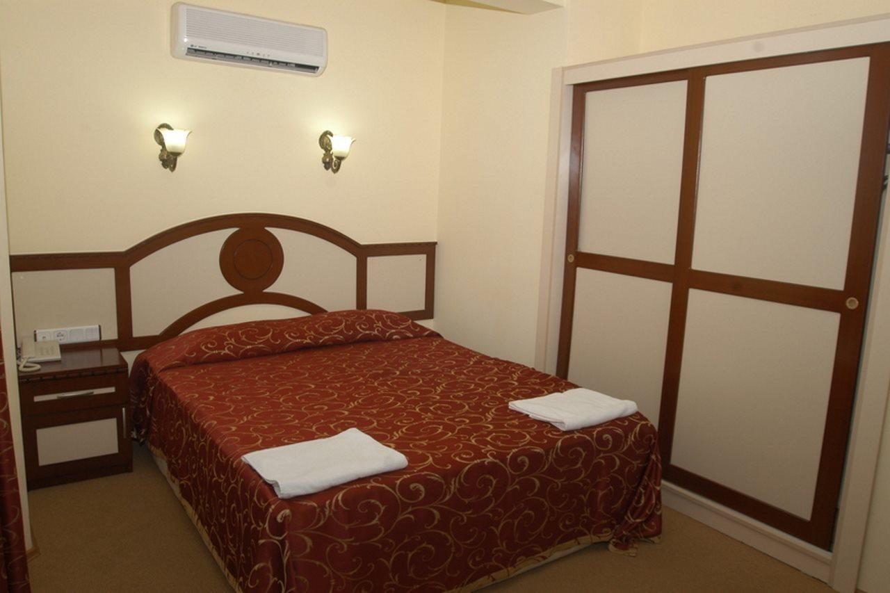 Gunes Hotel 10/22
