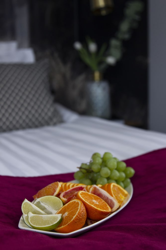 Livin Station Sure Hotel Collection By Best Western 33/66