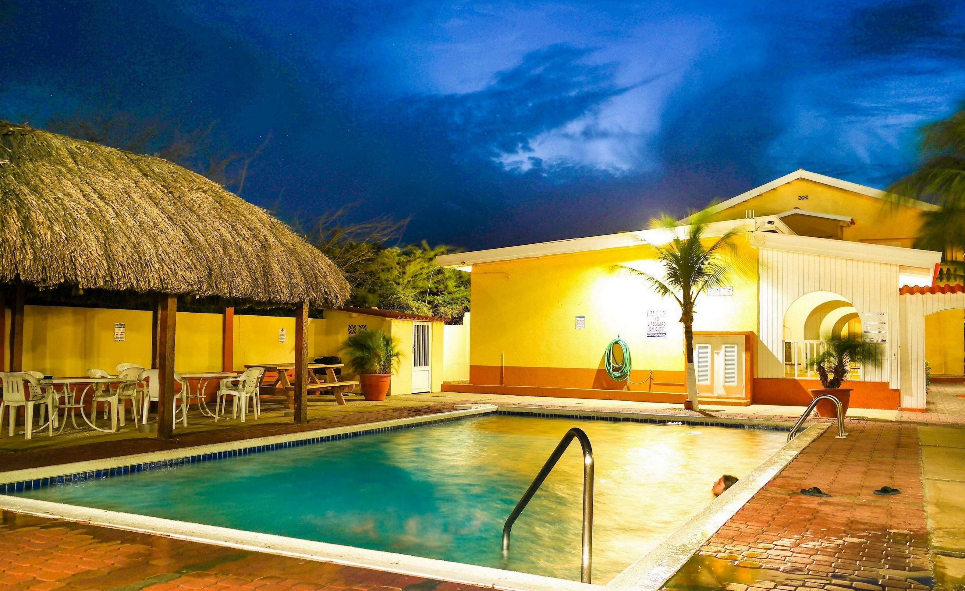 COCONUT INN 36/37