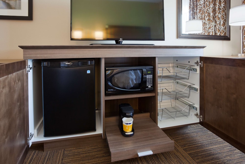 Hampton Inn Bloomington West 27/41