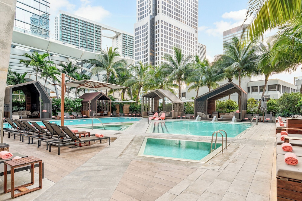 EAST Miami Residences 45/50