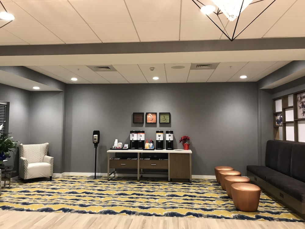 Hampton Inn & Suites Columbia Killian Road 38/78