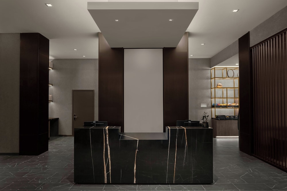 AC Hotel St. Louis Clayton 35/38