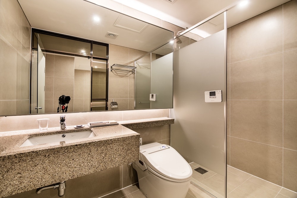 WD HOTEL 42/50