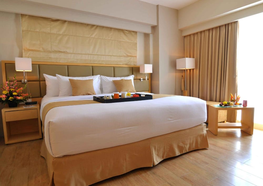 Horison Ultima Semarang (Ex Star Hotel) 12/30