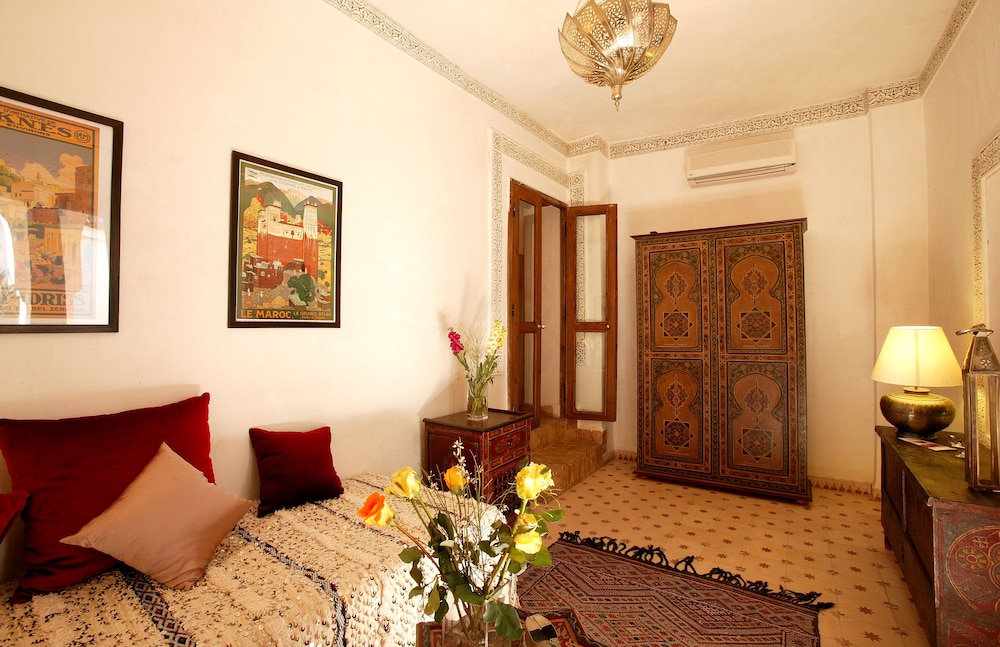 RIAD ALADDIN 59/76